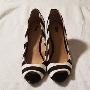 Stripped Open Toe Pumps